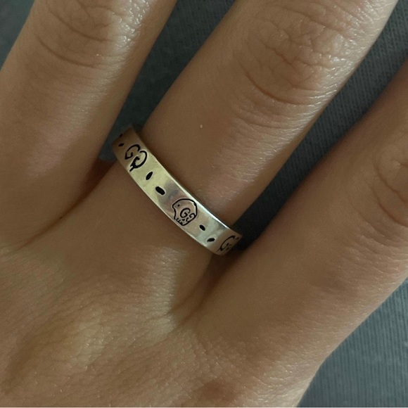 gucci skull ring